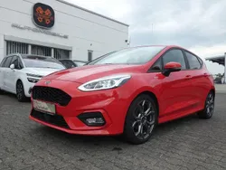 Rot Gebraucht 2020 Ford Fiesta ST-Line Kleinwagen | 14.990 € (Fairer Preis)