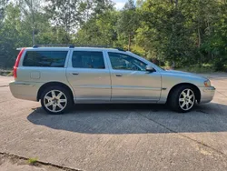 Silber Gebraucht 2005 Volvo V70 Kombi | 5.000 € (Etwas zu teuer)