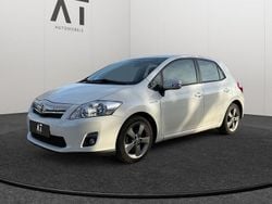 Weiß Gebraucht 2012 Toyota Auris Hybrid Travel Kleinwagen | 9.990 € (Guter Preis)