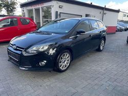 Schwarz Gebraucht 2011 Ford Focus Titanium Kombi | 2.600 € (Guter Preis)