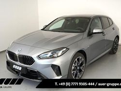 Grau Neu 2025 BMW 118 Sport Line Kleinwagen | 39.900 €