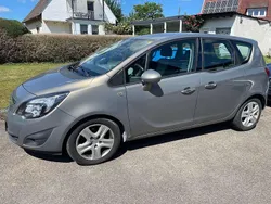 Grau Gebraucht 2010 Opel Meriva Innovation Van / Kleinbus | 3.999 € (Guter Preis)