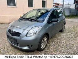 Grau Gebraucht 2008 Toyota Yaris Sol Limousine | 2.999 € (Guter Preis)