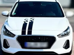 Weiß Gebraucht 2018 Hyundai i30 Limousine | 11.950 € (Guter Preis)