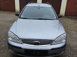 Silber Gebraucht 2007 Ford Mondeo Kombi | 1.650 € (Etwas zu teuer)