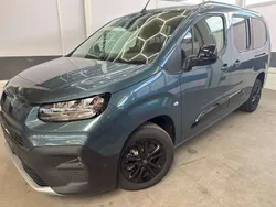 Blau Neu 2025 Fiat Doblò Style Van / Kleinbus | 31.890 € (Fairer Preis)