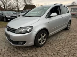 Silber Gebraucht 2013 VW Golf VII Life Limousine | 2.790 €