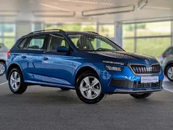 Blau Gebraucht 2023 Skoda Kamiq Ambition SUV | 17.450 €