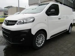 Weiß Gebraucht 2020 Opel Vivaro Edition Van | 16.990 € (Fairer Preis)