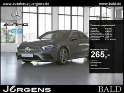 Mountain grey metallic Gebraucht 2021 Mercedes A200 AMG Limousine | 28.040 € (Fairer Preis)