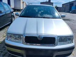 Silber Gebraucht 2004 Skoda Octavia Kombi | 1.700 € (Fairer Preis)