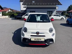 Weiss Gebraucht 2022 Abarth 500 Kleinwagen | 21.599 €