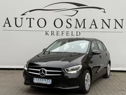 Nachtschwarz unilack Gebraucht 2022 Mercedes B250e Van / Kleinbus | 22.950 € (Guter Preis)
