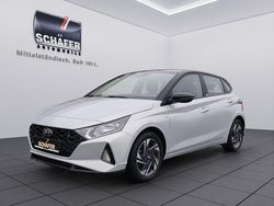 Silber Gebraucht 2020 Hyundai i20 Trend Limousine | 16.290 € (Etwas zu teuer)