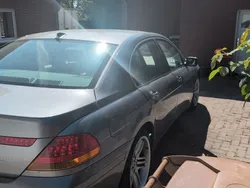 Grau Gebraucht 2002 BMW 735L Limousine | 7.950 €