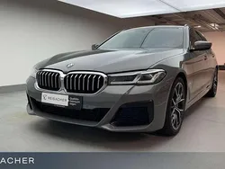 Berninagrau bernsteineffekt Gebraucht 2022 BMW 540 Shadowline Kombi | 48.990 € (Fairer Preis)