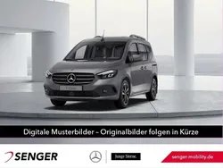 Grau Gebraucht 2022 Mercedes 180 Progressive Limousine | 24.750 € (Fairer Preis)
