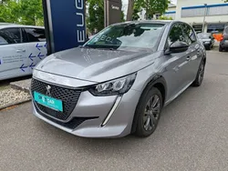 Lack grau artense/typ aussenve Gebraucht 2022 Peugeot e-208 Allure Kleinwagen | 16.990 € (Guter Preis)