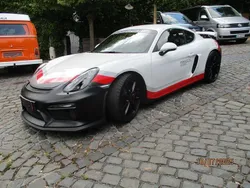 Weiß Gebraucht 2016 Porsche Cayman GT4 Coupé | 82.790 €