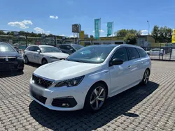Weiß Gebraucht 2018 Peugeot 308 GT-line Kombi | 8.900 € (Guter Preis)