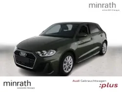 Distriktgrün metallic Gebraucht 2024 Audi A1 Sportback S-Line Kleinwagen | 26.159 € (Superpreis)
