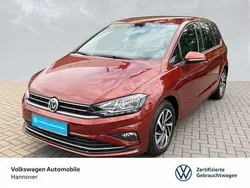 Cranberry red metallic Gebraucht 2019 VW Golf VII Join Limousine | 17.470 € (Fairer Preis)