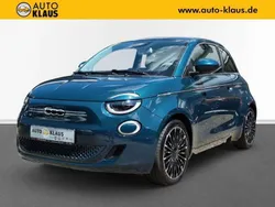 Ozean grün Gebraucht 2023 Fiat 500e La Prima Kleinwagen | 24.770 € (Teuer)