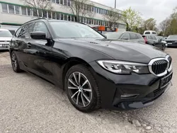 Schwarz ii Gebraucht 2021 BMW 320e Advantage Kombi | 20.990 € (Fairer Preis)