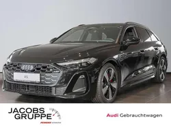 Mythosschwarz metallic Gebraucht 2025 Audi A5 Ambiente Coupé | 63.580 € (Etwas zu teuer)