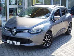 Silber Gebraucht 2015 Renault Clio IV Dynamique Limousine | 6.990 € (Fairer Preis)