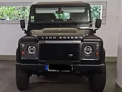 Schwarz Gebraucht 2013 Land Rover Defender SUV | 100.000 €