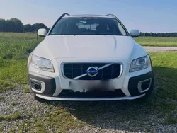 Weiß Gebraucht 2011 Volvo XC70 Summum SUV | 14.500 € (Etwas zu teuer)