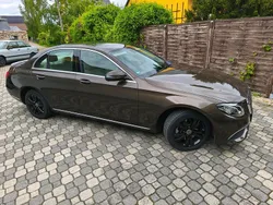 Braun Gebraucht 2017 Mercedes E250 Limousine | 25.999 € (Fairer Preis)