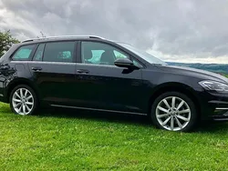 Schwarz Gebraucht 2017 VW Golf VII Highline Kombi | 17.900 € (Fairer Preis)
