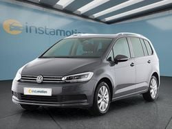 Grau Gebraucht 2024 VW Touran Van / Kleinbus | 32.749 € (Fairer Preis)