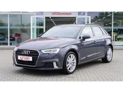 Grau Gebraucht 2018 Audi A3 Sport Limousine | 16.990 € (Fairer Preis)