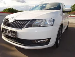 Weiß Gebraucht 2018 Skoda Rapid Active Limousine | 6.490 € (Guter Preis)