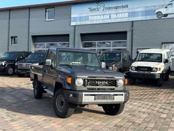 Grau Neu 2024 Toyota Land Cruiser SUV | 64.500 € (Guter Preis)
