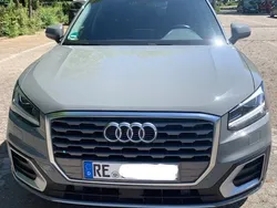 Grau Gebraucht 2019 Audi Q2 Sport SUV | 18.000 € (Fairer Preis)