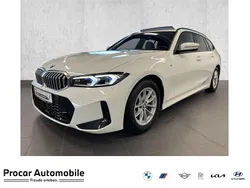 Weiß Gebraucht 2024 BMW 320 M Sport Kombi | 42.580 € (Fairer Preis)