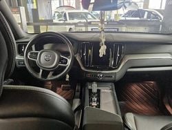 Schwarz Gebraucht 2021 Volvo XC60 R-Design SUV | 30.900 € (Guter Preis)