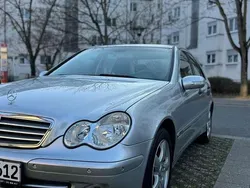 Silber Gebraucht 2004 Mercedes C180 Limousine | 2.900 € (Fairer Preis)