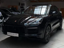 Schwarz Gebraucht 2022 Porsche Cayenne GTS Sport SUV | 94.605 € (Fairer Preis)