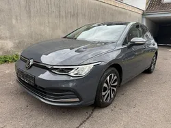 Grau Gebraucht 2022 VW Golf VIII Active Limousine | 19.900 € (Guter Preis)