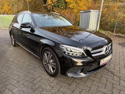 Schwarz Gebraucht 2018 Mercedes C180 Kombi | 19.600 € (Fairer Preis)
