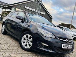 Schwarz Gebraucht 2015 Opel Astra Style Kombi | 8.888 € (Fairer Preis)