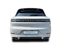 Andere Gebraucht 2024 Porsche Cayenne S E-Hybrid SUV | 132.049 € (Fairer Preis)