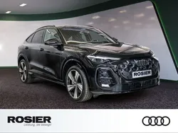 Schwarz Neu 2025 Audi Q5 Sportback Sport SUV | 77.680 € (Etwas zu teuer)