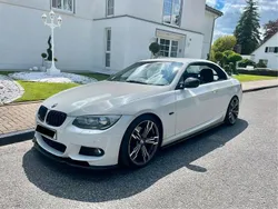 Weiß Gebraucht 2013 BMW 330 Cabriolet Performance Cabrio | 24.499 € (Teuer)