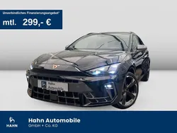 Mitternachtsschwarz Gebraucht 2024 Cupra Leon Kombi | 31.940 € (Teuer)